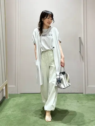 ANY フジコ コーディネート画像