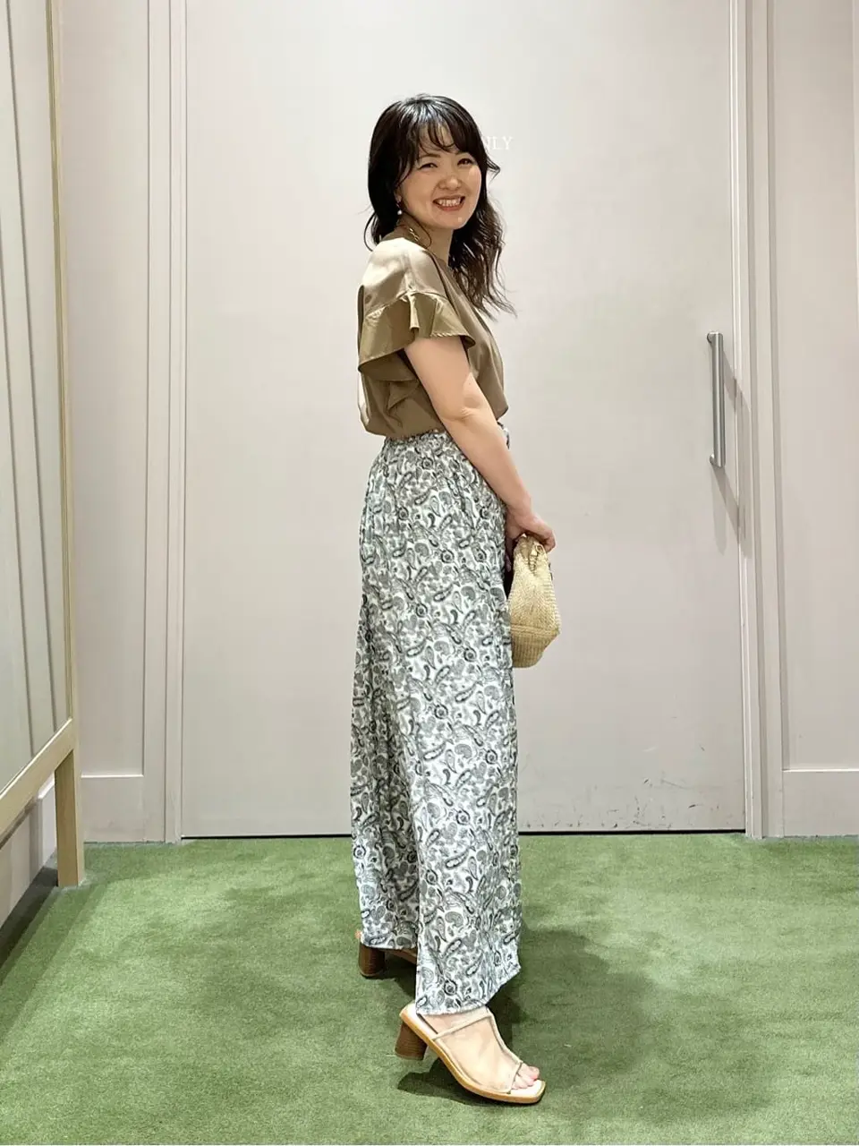 ANY フジコ コーディネート画像