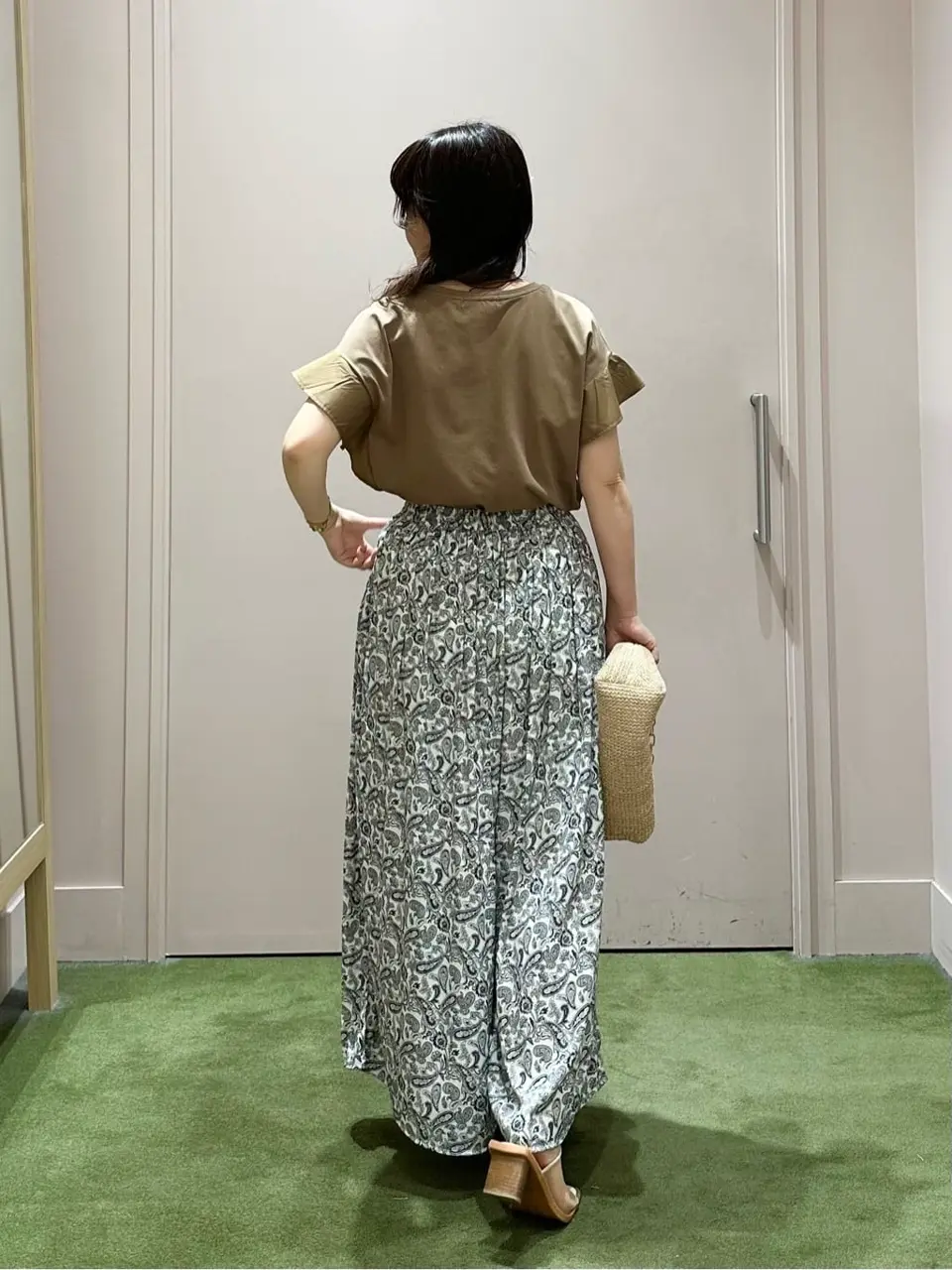 ANY フジコ コーディネート画像