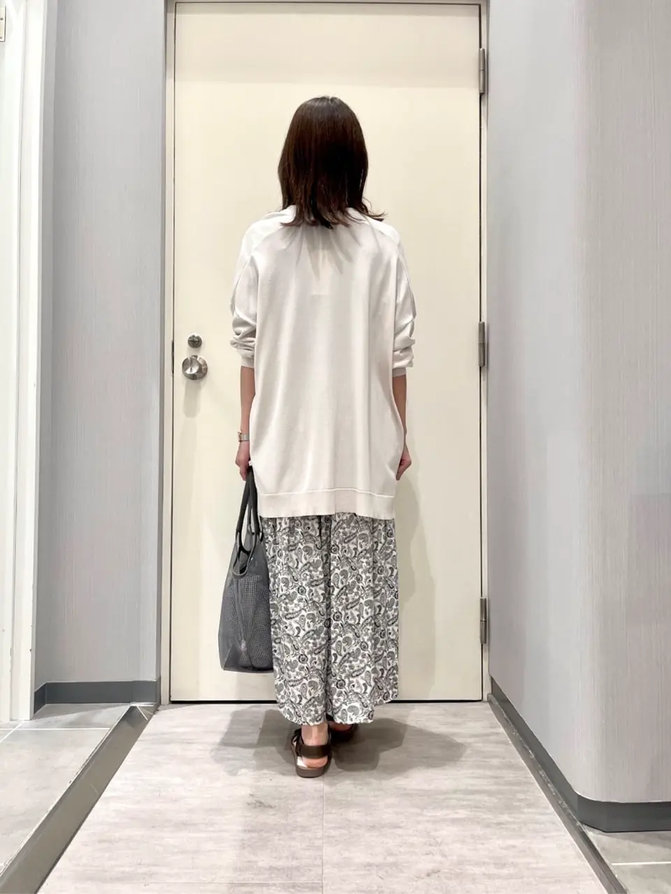 ANY 金井 コーディネート画像