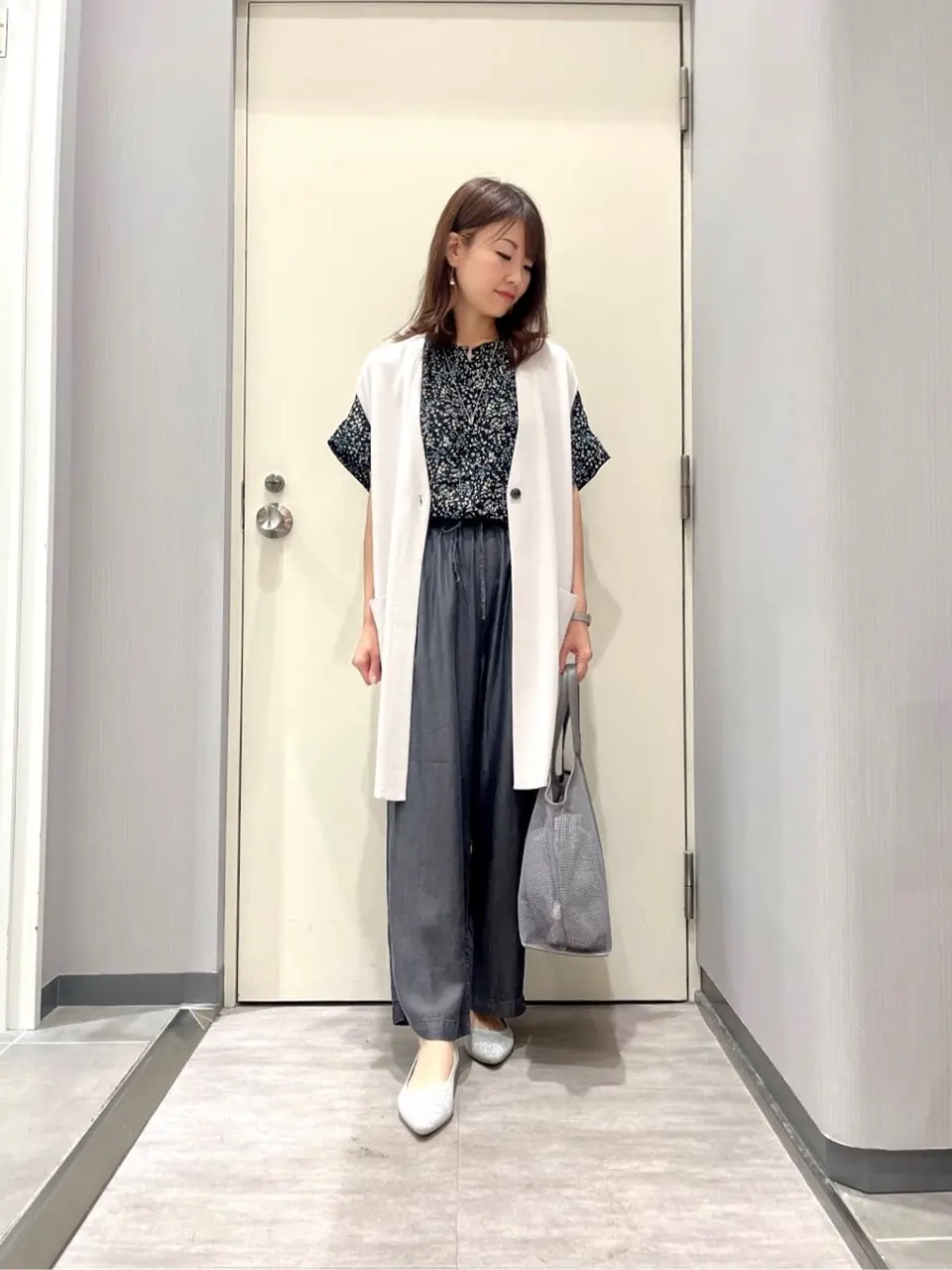 ANY 金井 コーディネート画像