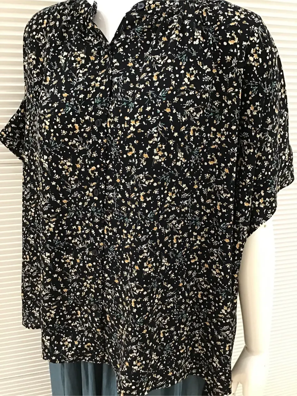 ANY こばやし コーディネート画像