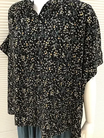 ANY こばやし コーディネート画像