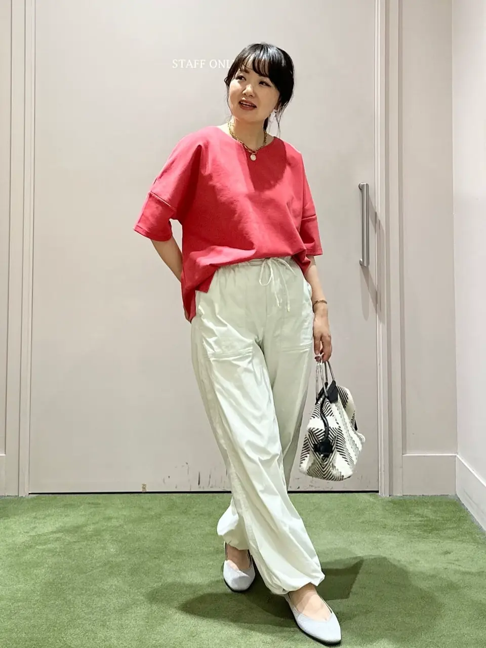 ANY フジコ コーディネート画像