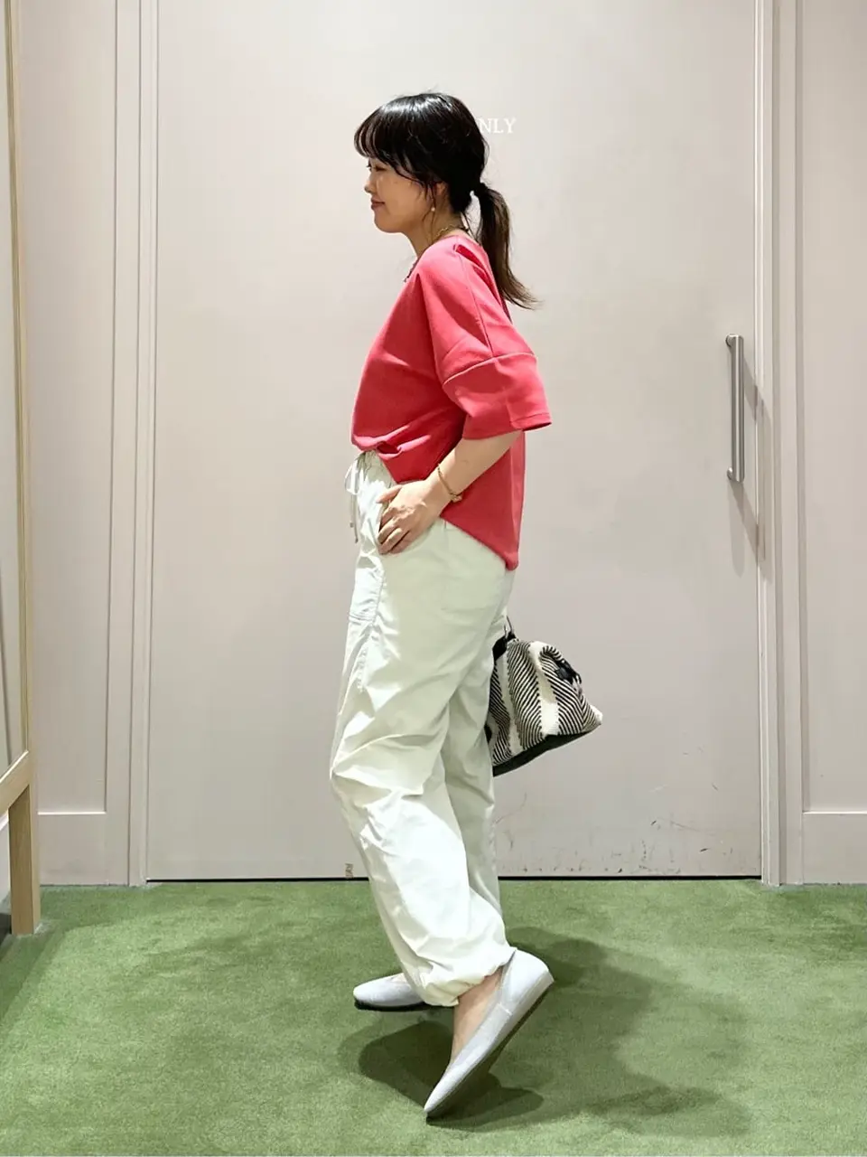 ANY フジコ コーディネート画像