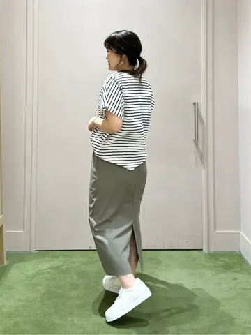 ANY フジコ コーディネート画像