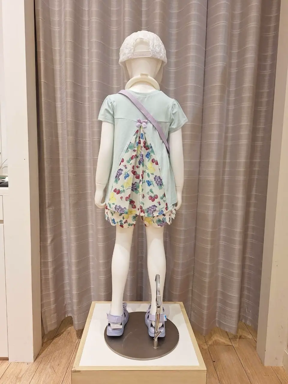 ANY 渡邊 コーディネート画像