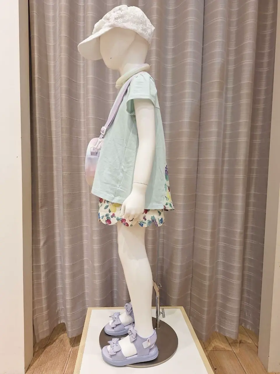 ANY 渡邊 コーディネート画像