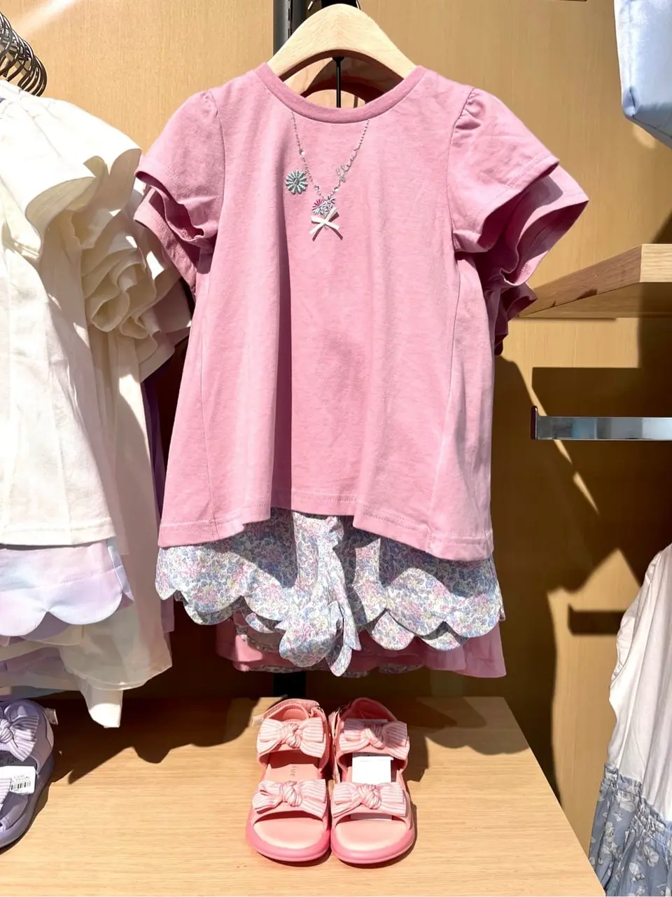 ANY 金井 コーディネート画像