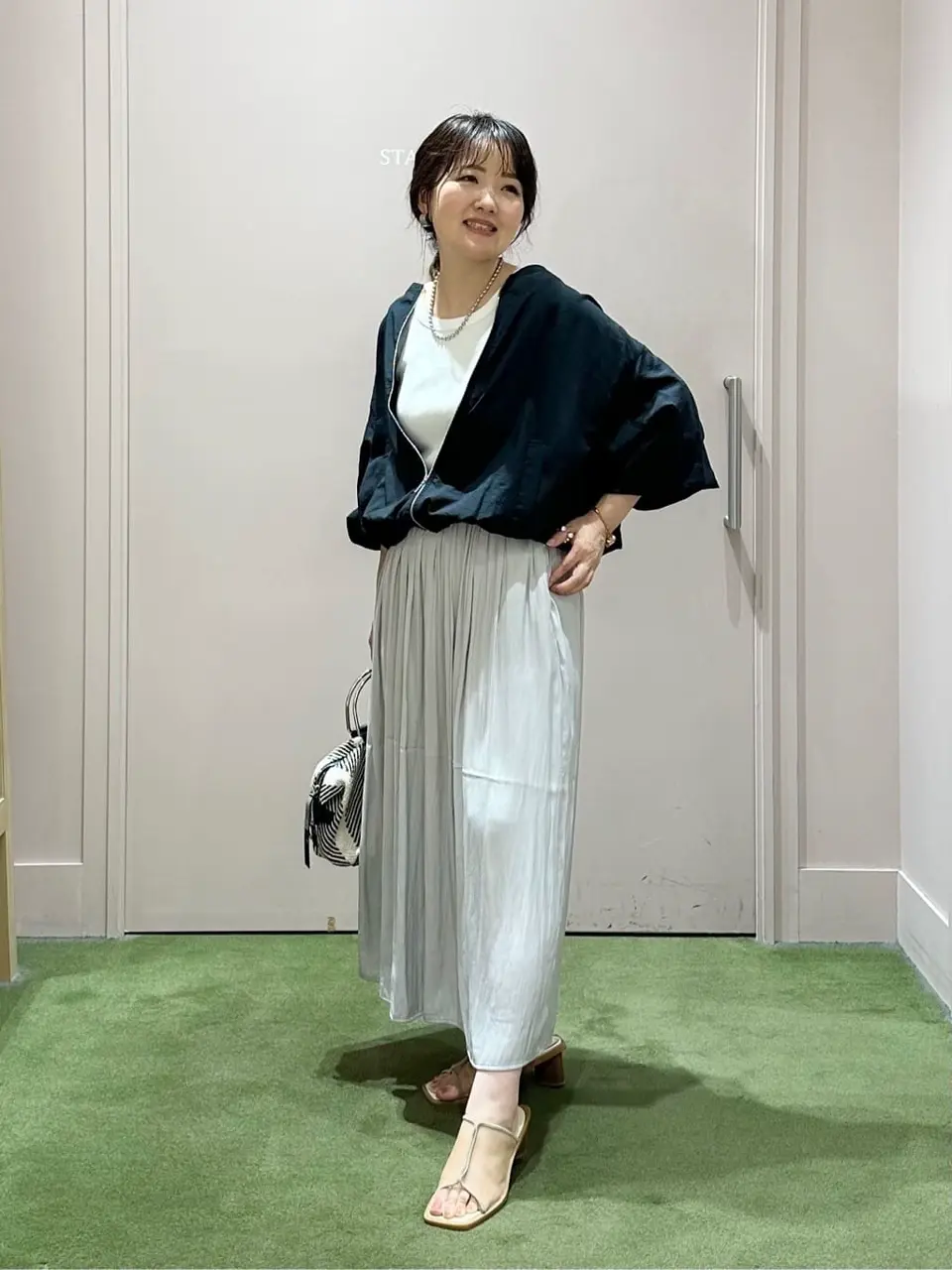 ANY フジコ コーディネート画像