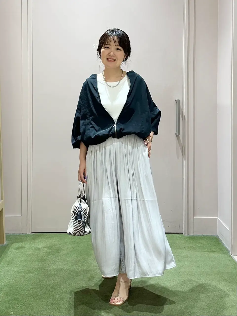 ANY フジコ コーディネート画像