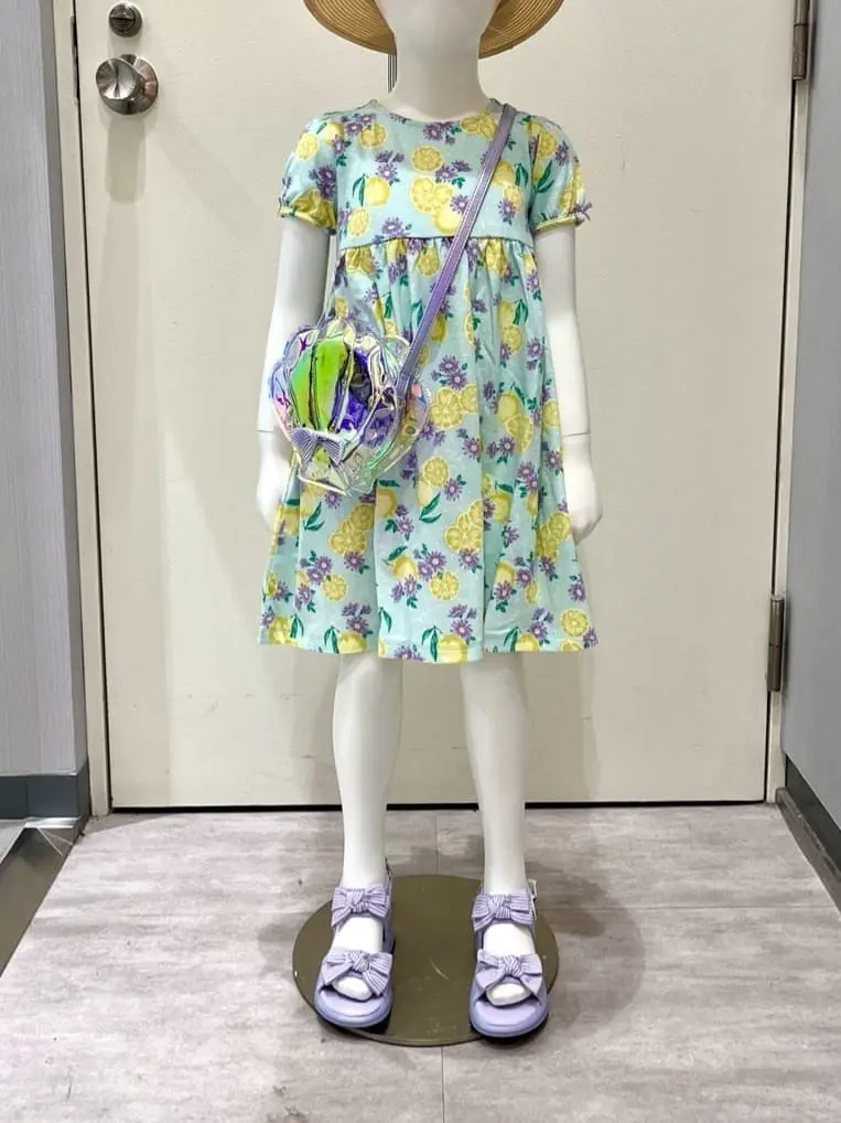 ANY 金井 コーディネート画像