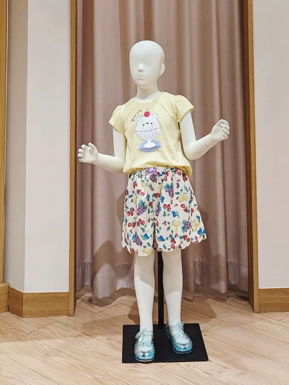 ANY 奥原 コーディネート画像