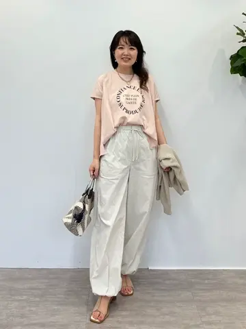 ANY フジコ コーディネート画像