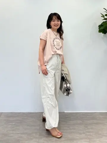 ANY フジコ コーディネート画像