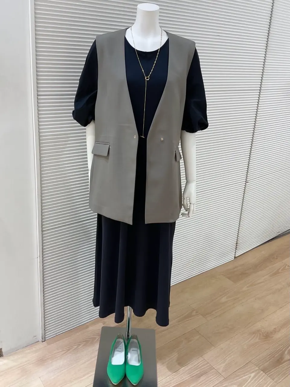 ANY こばやし コーディネート画像