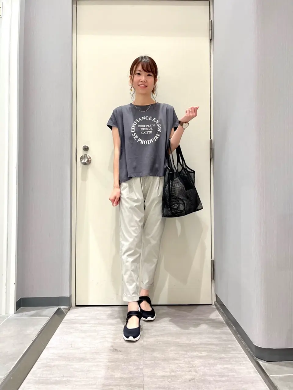 ANY 金井 コーディネート画像