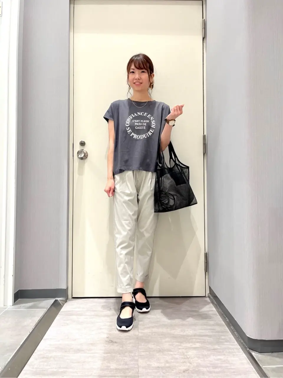 ANY 金井 コーディネート画像