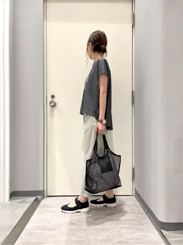 ANY 金井 コーディネート画像