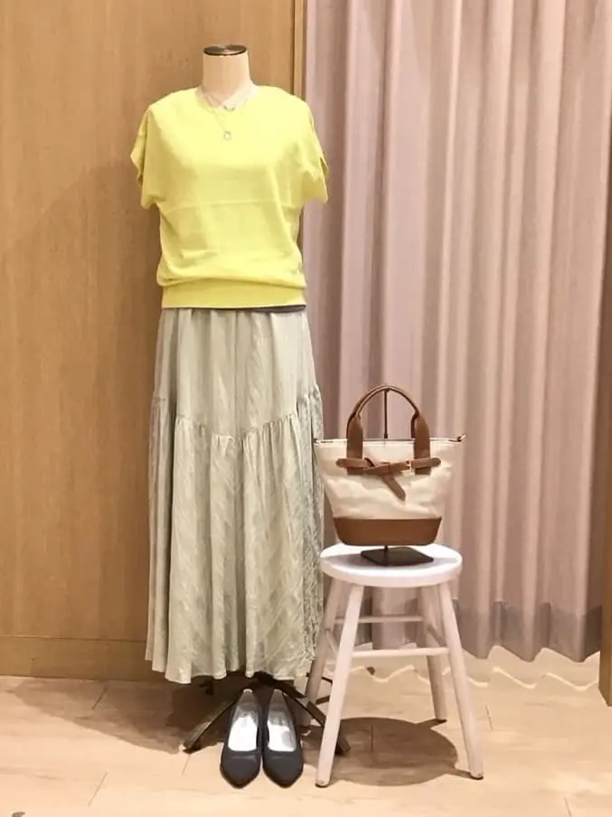 ANY 本吉 コーディネート画像