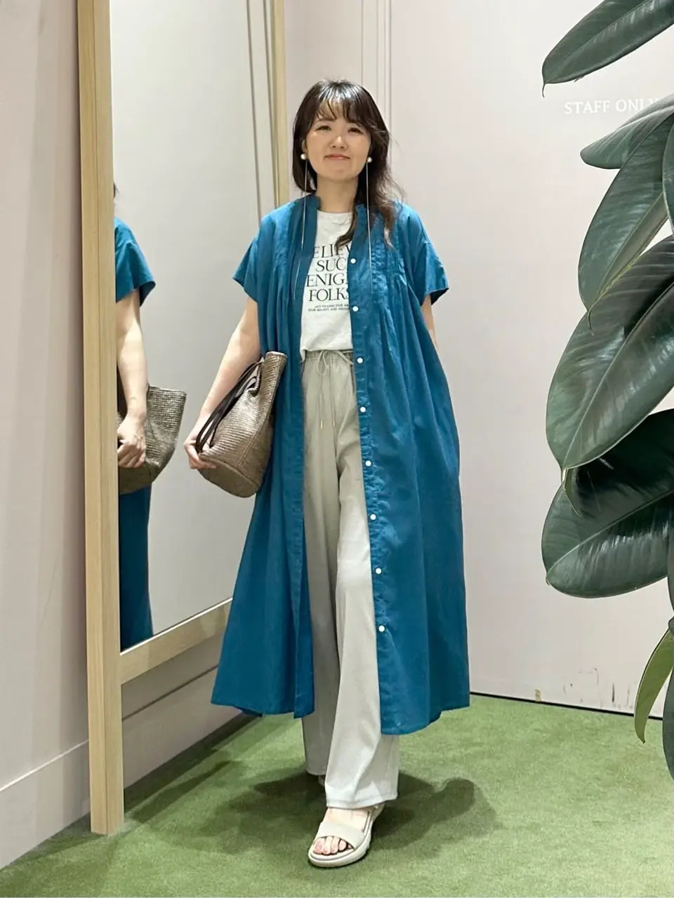 ANY フジコ コーディネート画像