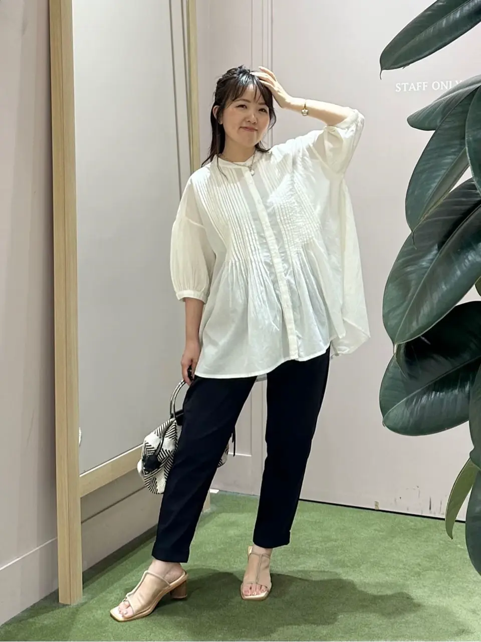 ANY フジコ コーディネート画像