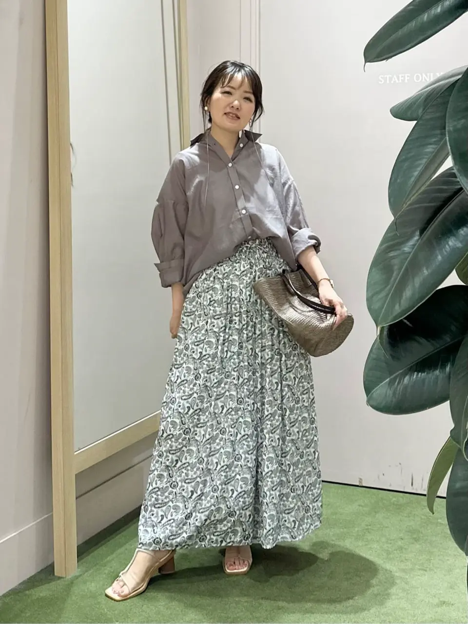 ANY フジコ コーディネート画像