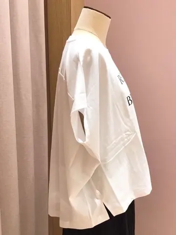 ANY 本吉 コーディネート画像