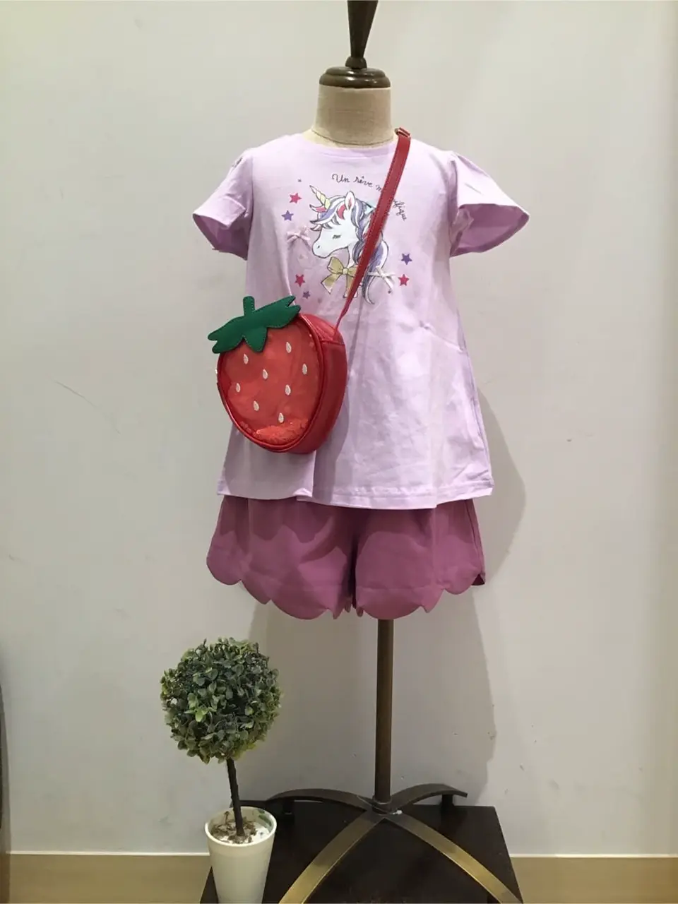 ANY スタッフ コーディネート画像