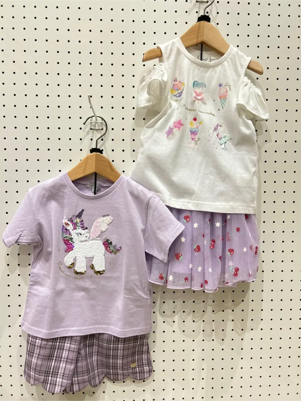 ANY 岡田 コーディネート画像