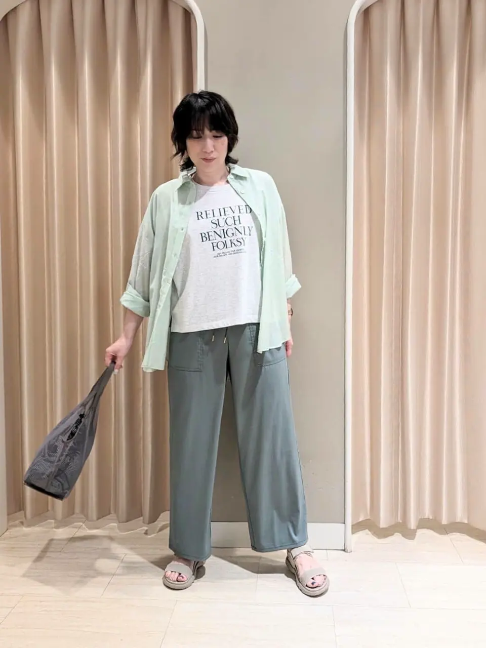 ANY 吉本 コーディネート画像