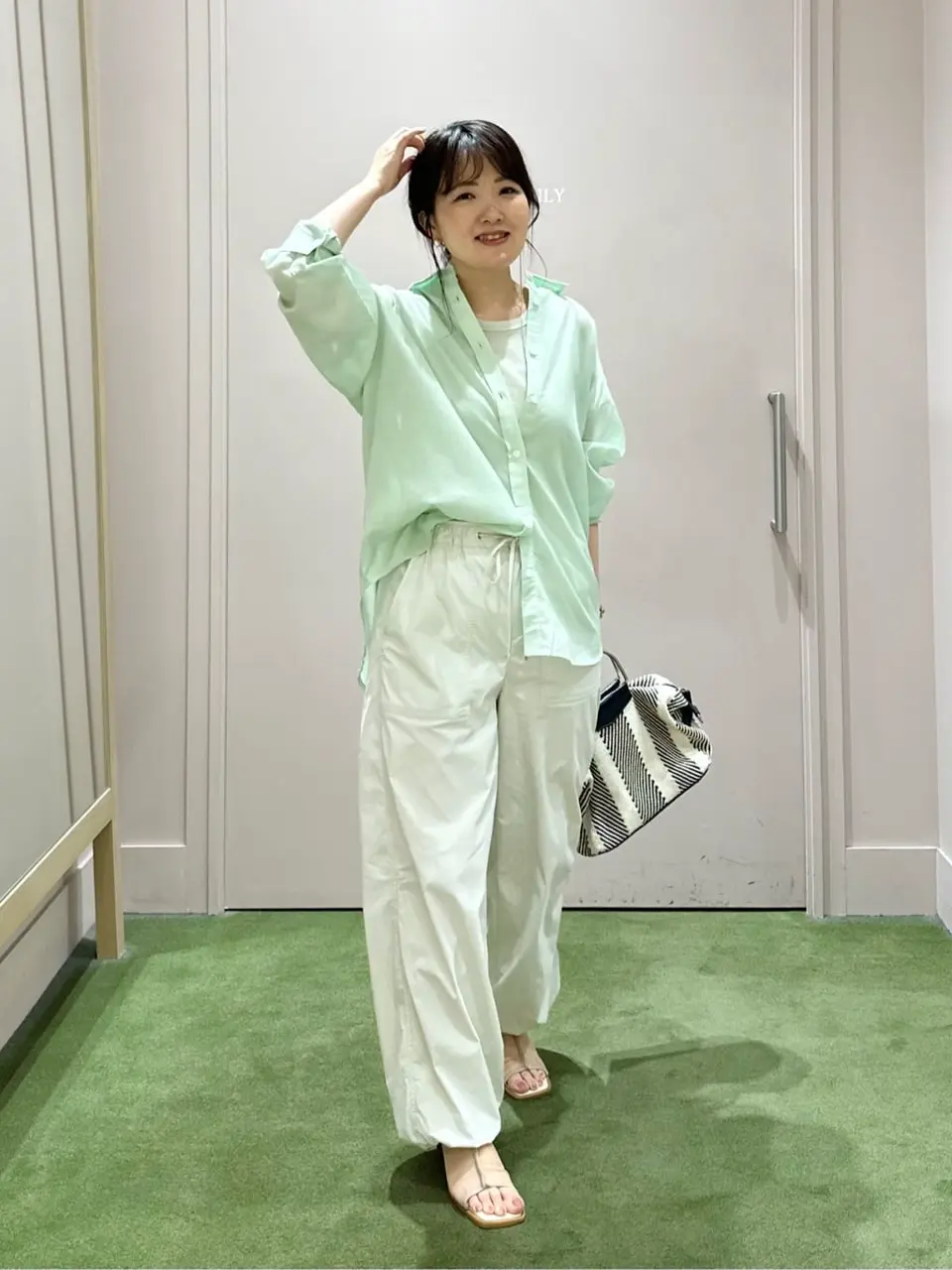 ANY フジコ コーディネート画像