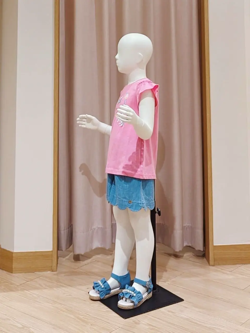 ANY 奥原 コーディネート画像