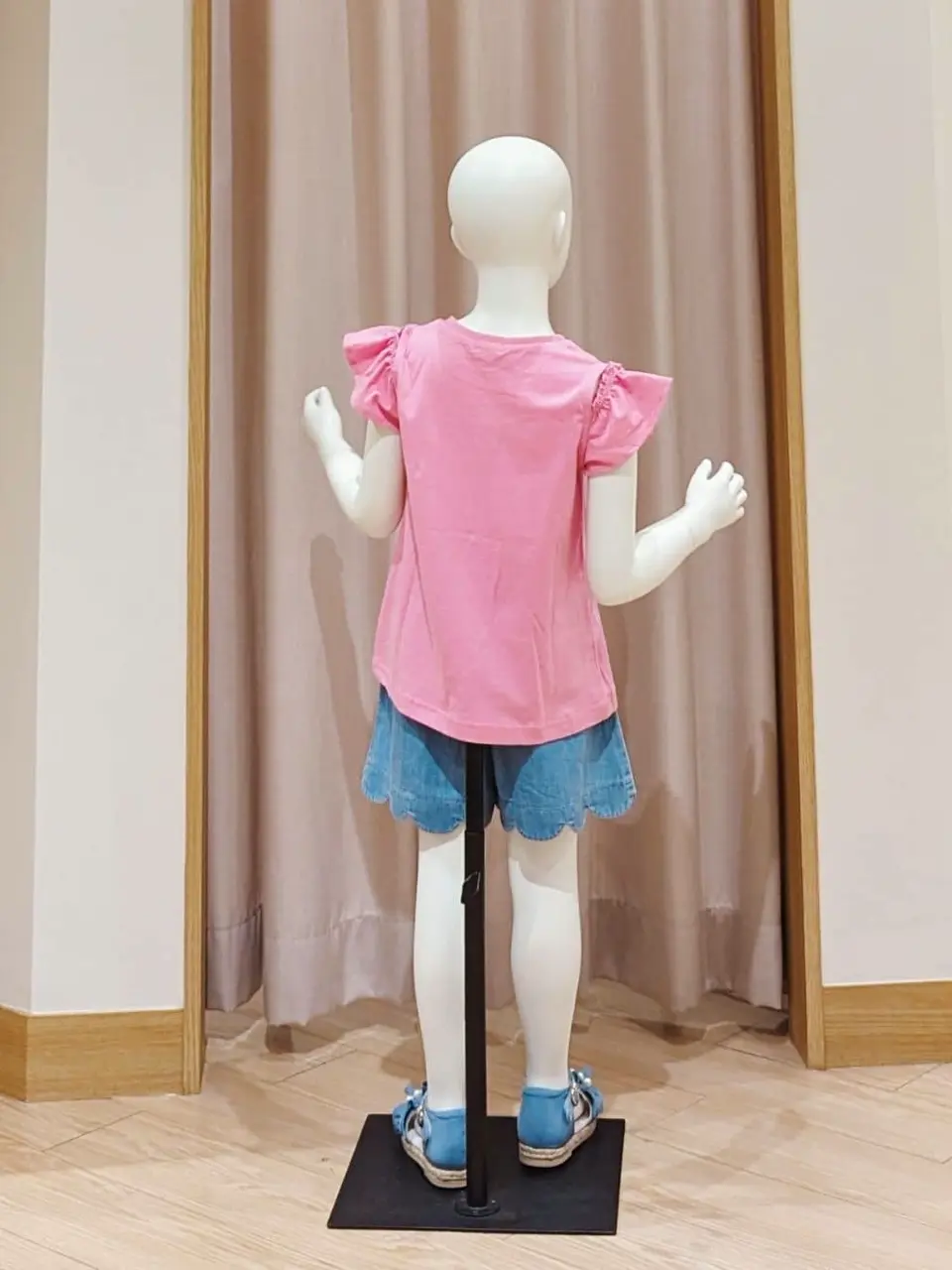 ANY 奥原 コーディネート画像