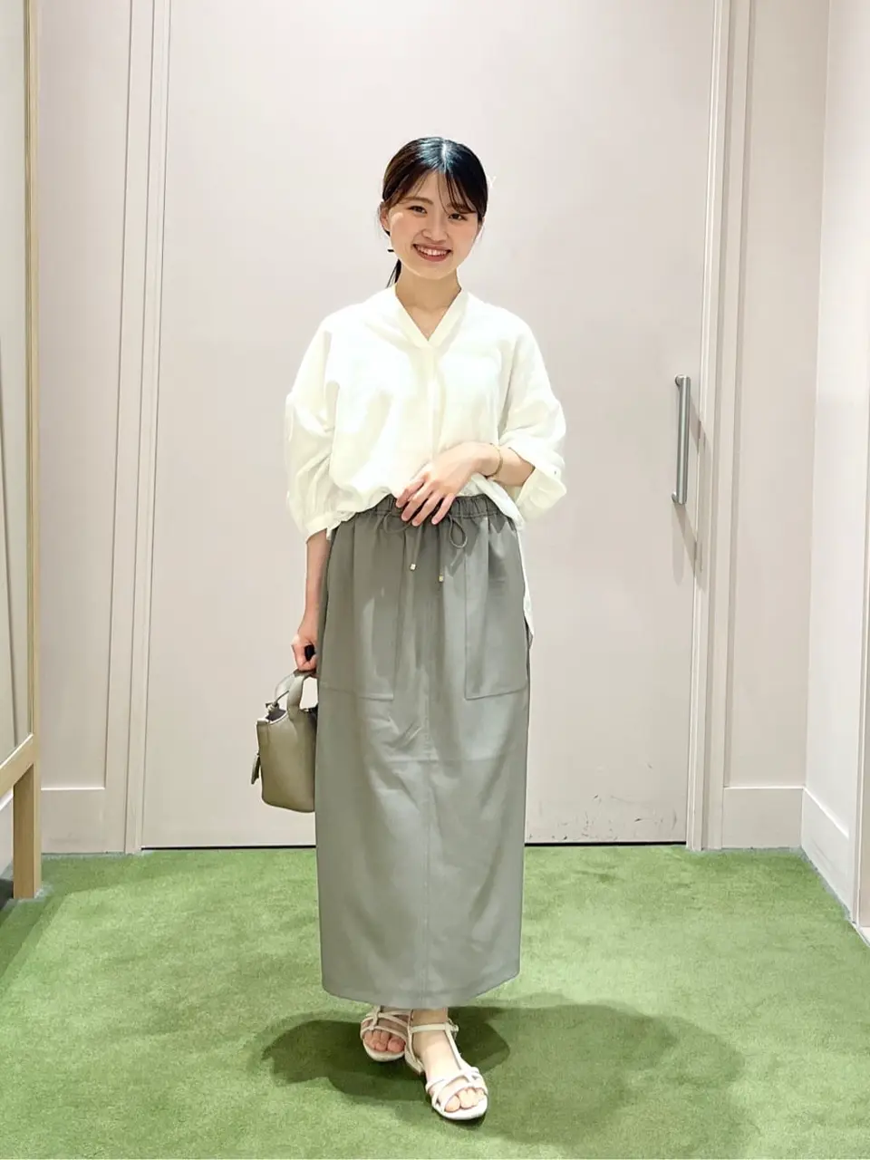 ANY 今堀 コーディネート画像