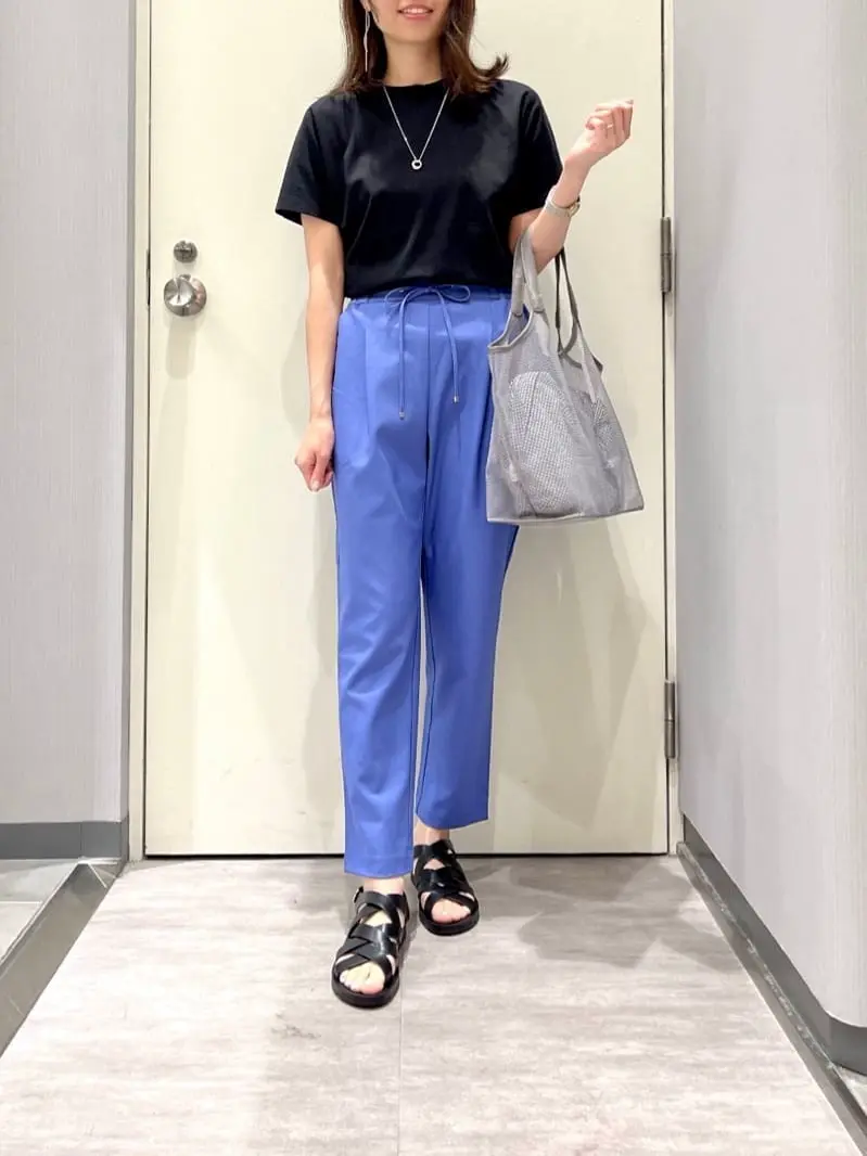 ANY 金井 コーディネート画像