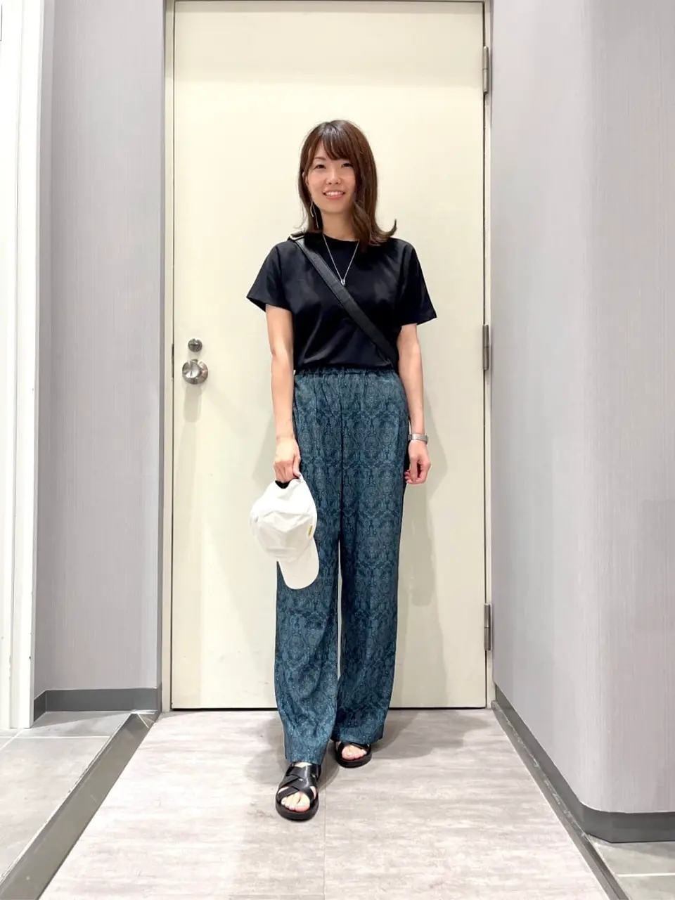 ANY 金井 コーディネート画像