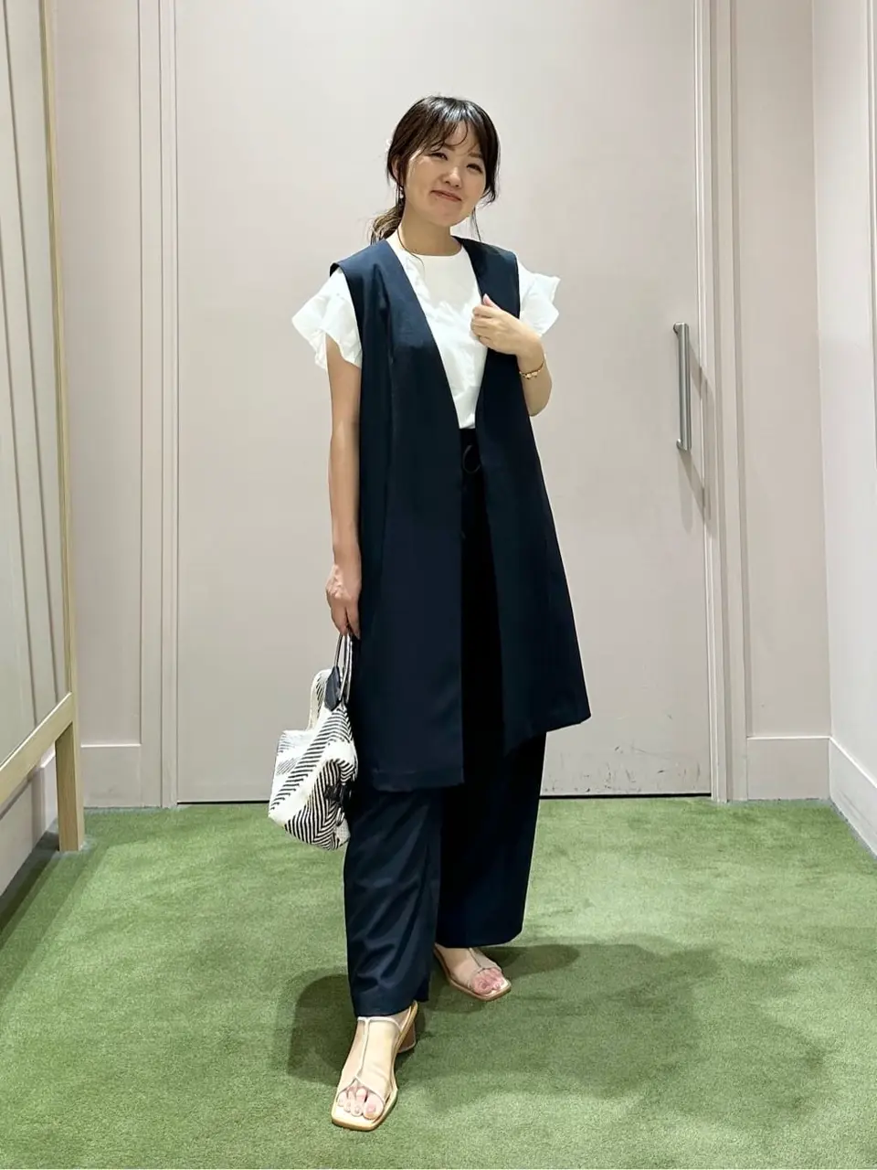 ANY フジコ コーディネート画像