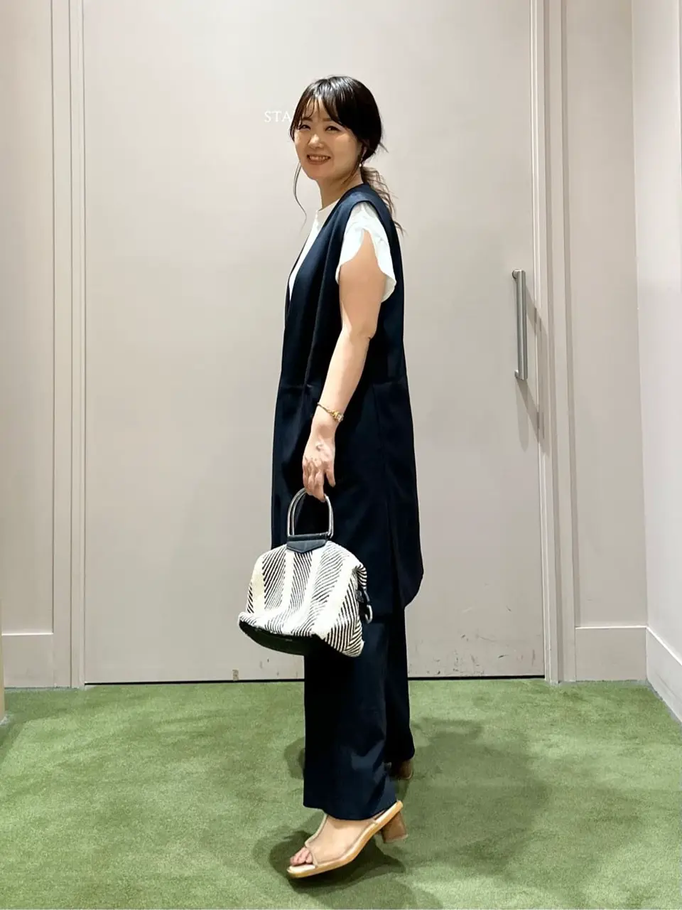 ANY フジコ コーディネート画像