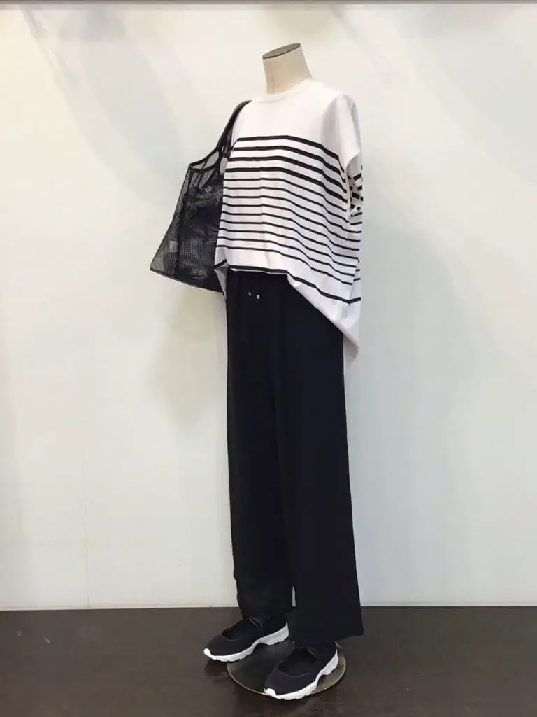 ANY 河村 コーディネート画像