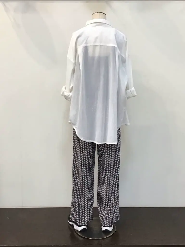 ANY 河村 コーディネート画像