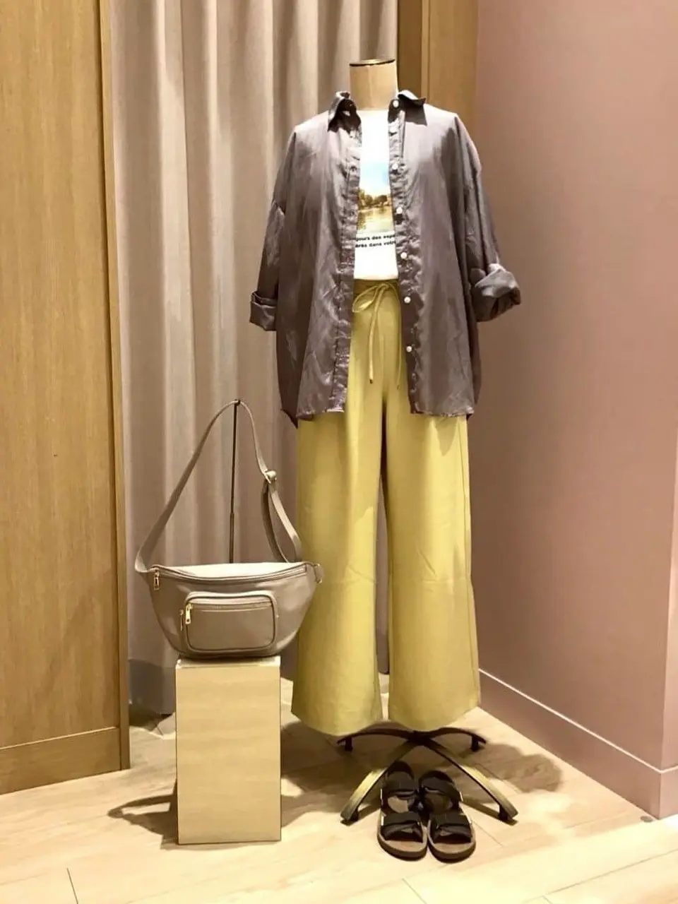 ANY 浅岡 コーディネート画像