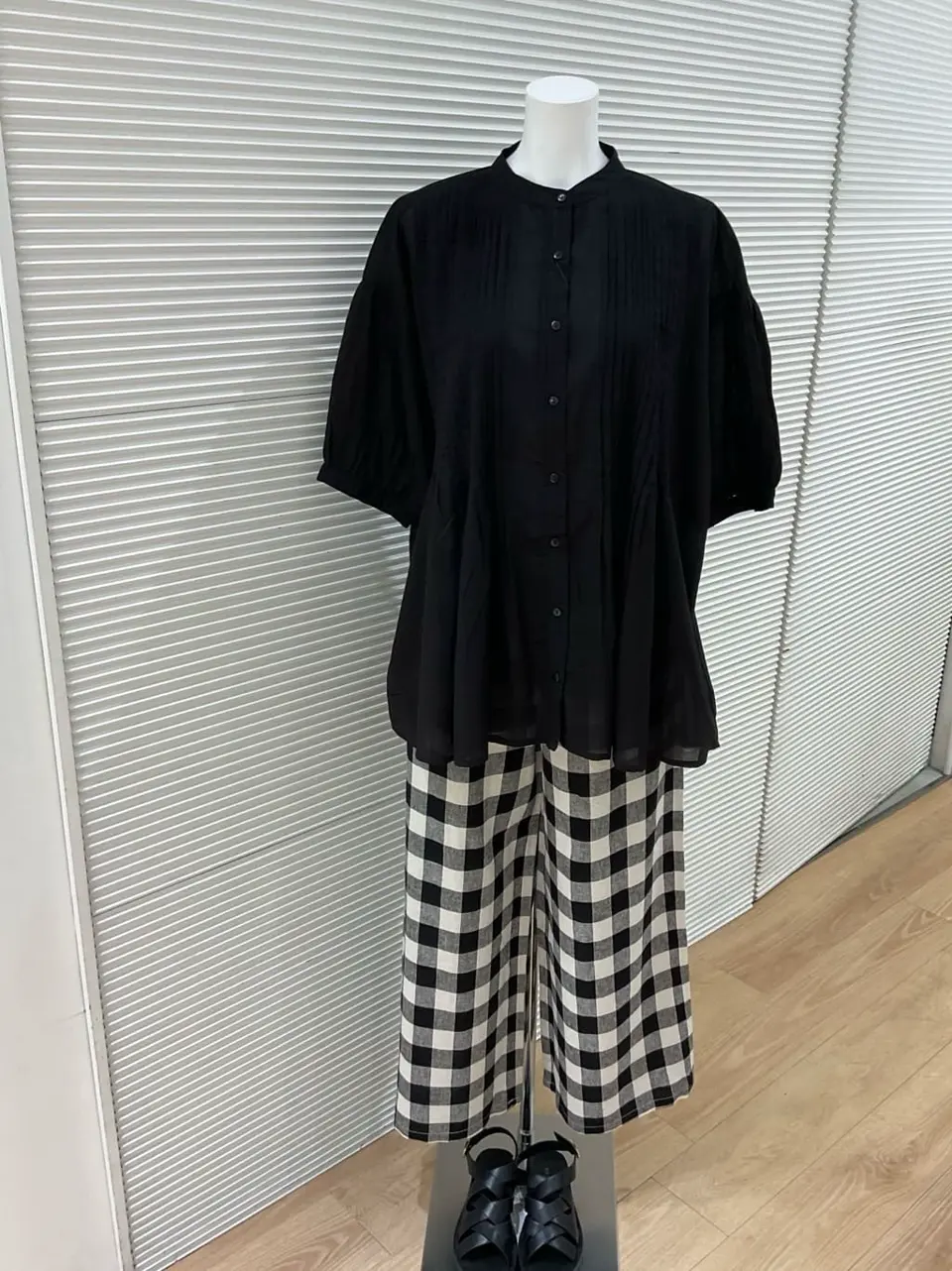 ANY こばやし コーディネート画像