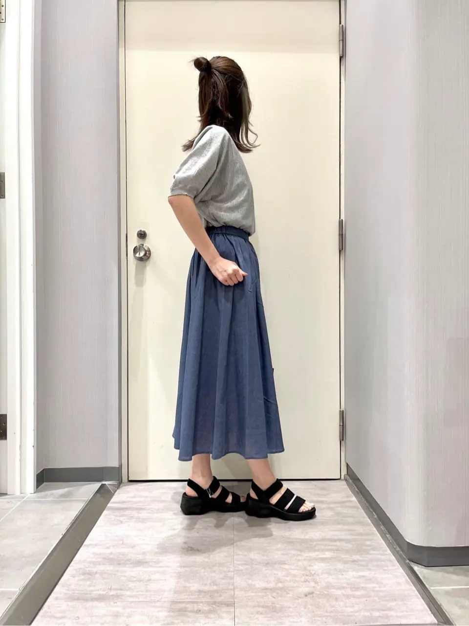 ANY 金井 コーディネート画像