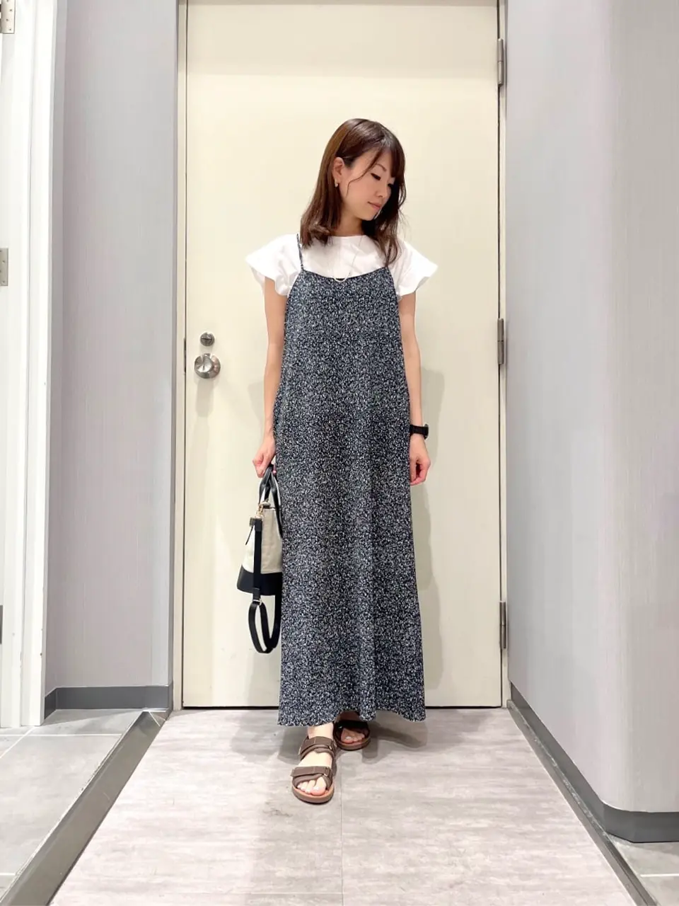 ANY 金井 コーディネート画像