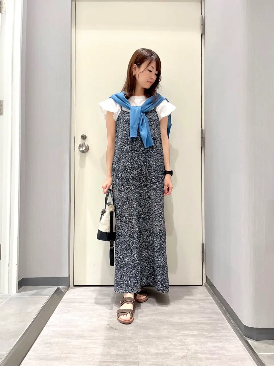 ANY 金井 コーディネート画像