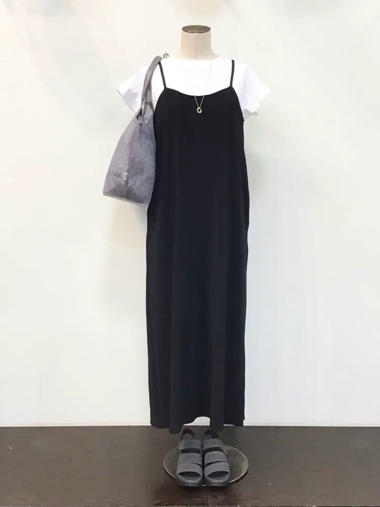 ANY 河村 コーディネート画像