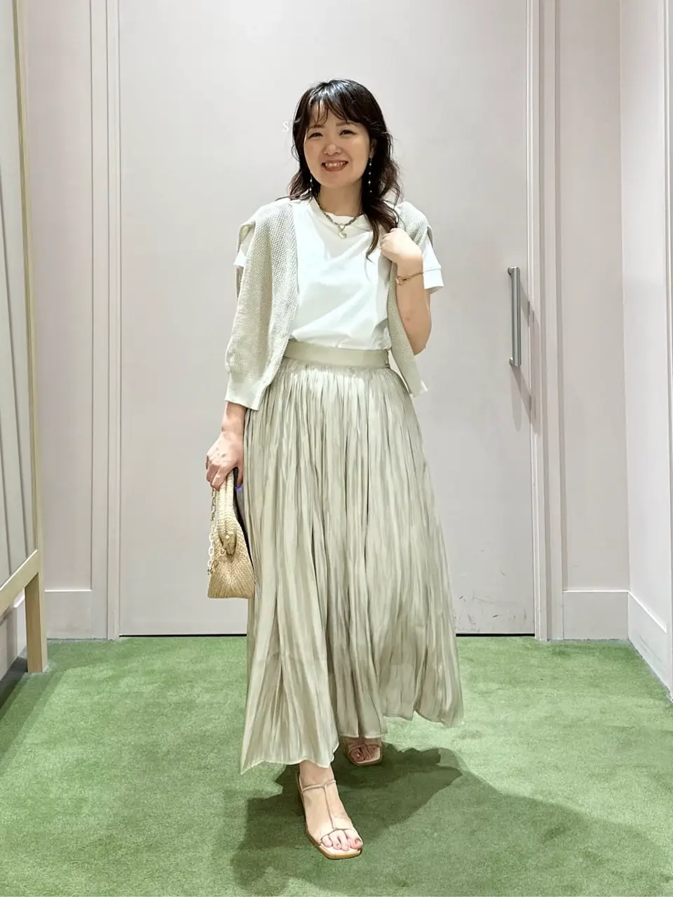 ANY フジコ コーディネート画像