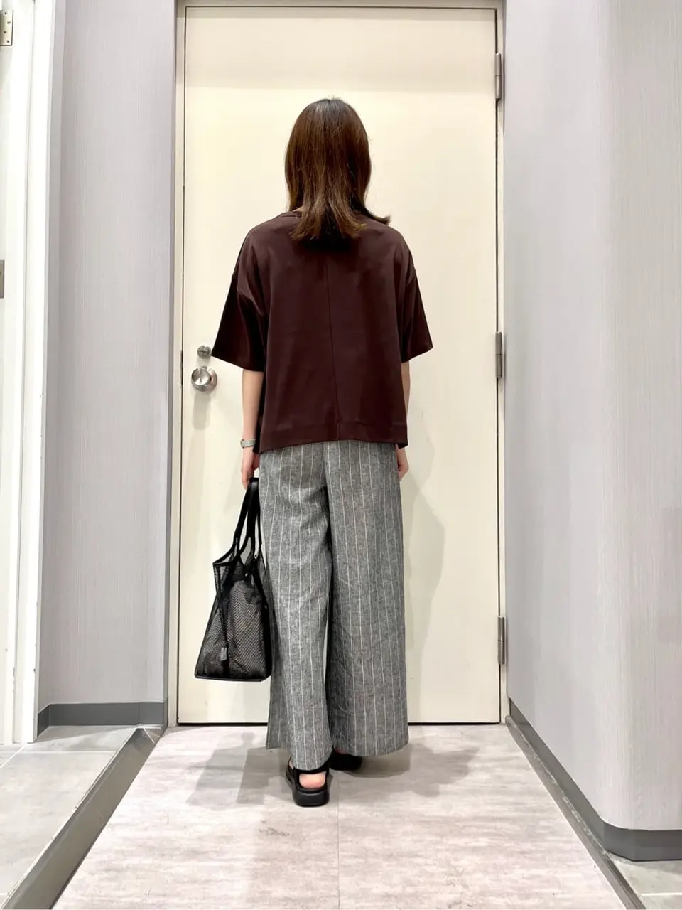 ANY 金井 コーディネート画像