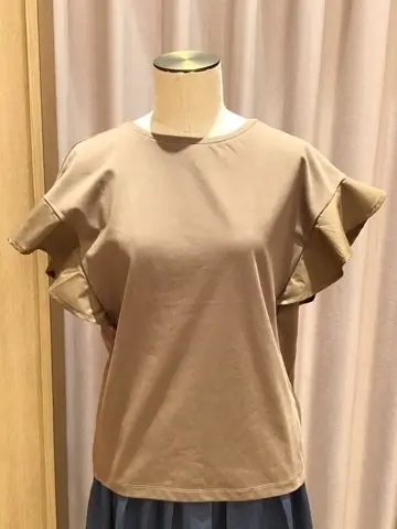 ANY 本吉 コーディネート画像